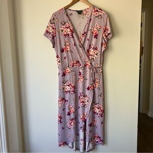 Kristin Nicole Lavender Floral High Low Wrap Style Dress Short Sleeve Size L